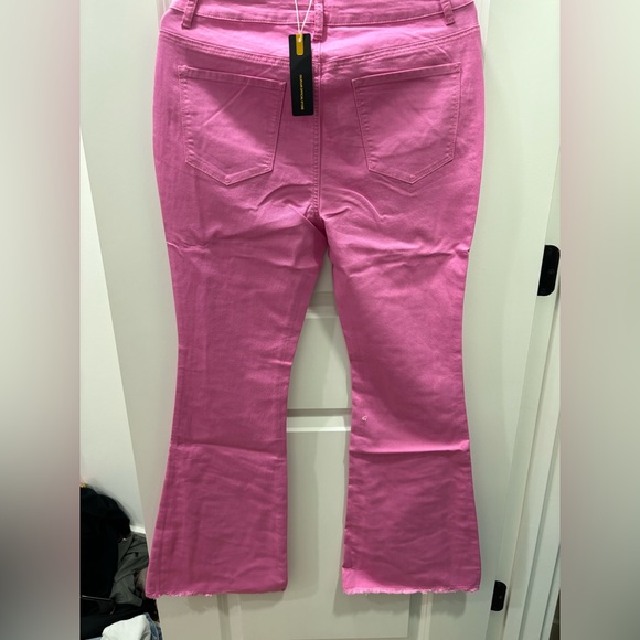 Pink flares - Picture 2 of 2